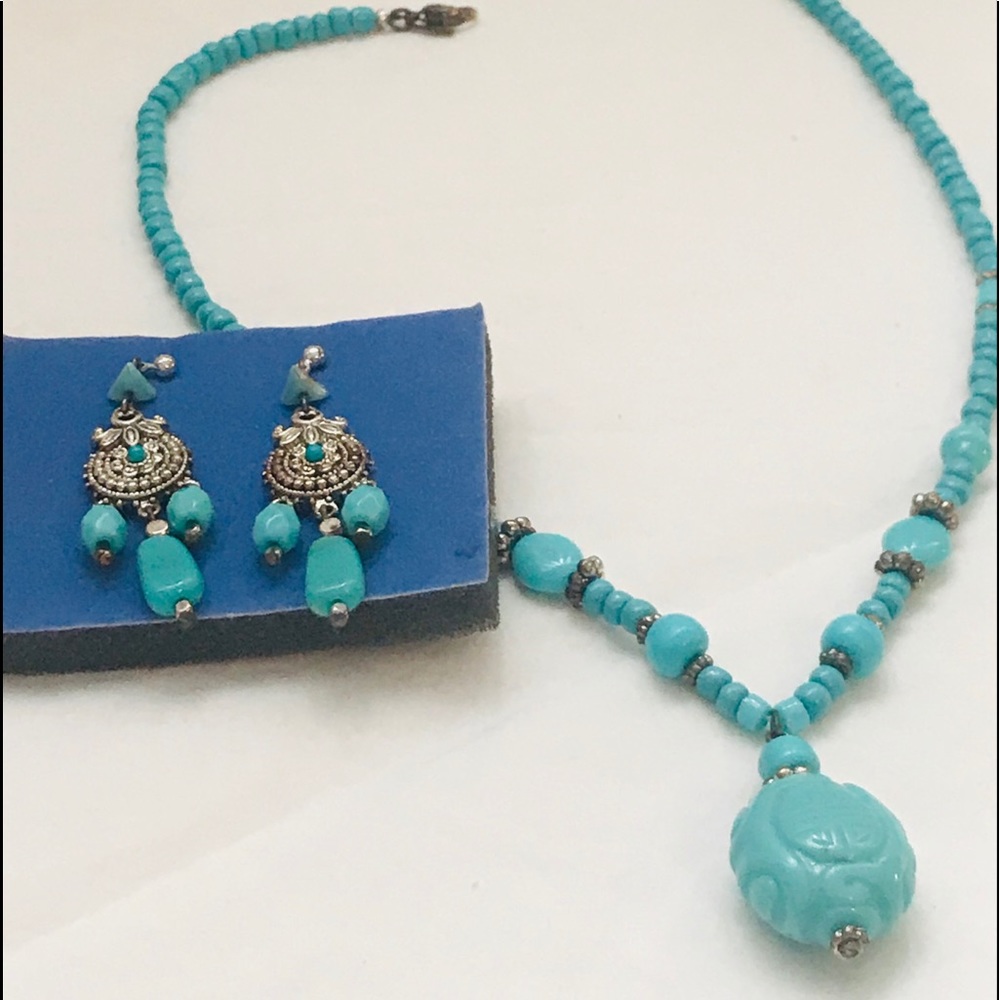 Vintage Avon Faux Turquoise Necklace Earrings Set